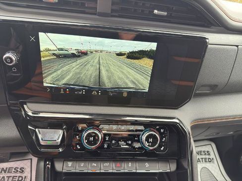 New 2026 GMC Sierra 2500 AT4 w/ AT4 Premium Plus Package image 24