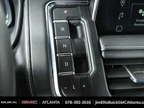 Certified 2024 GMC Yukon SLT image 17