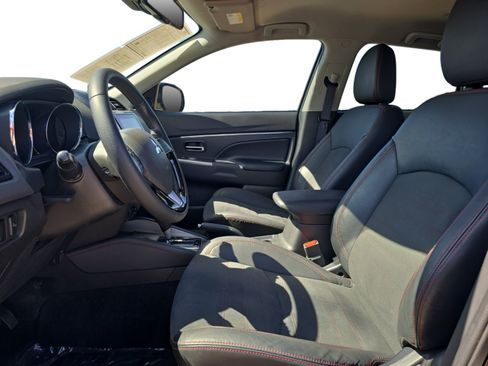 Used 2022 Mitsubishi Outlander Sport SE FWD image 10