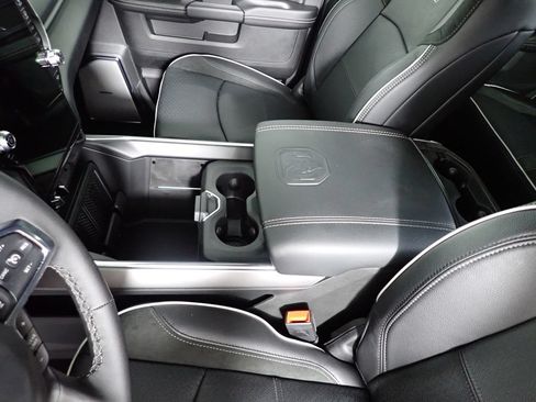 New 2026 RAM 2500 Laramie AWD/4WD image 35