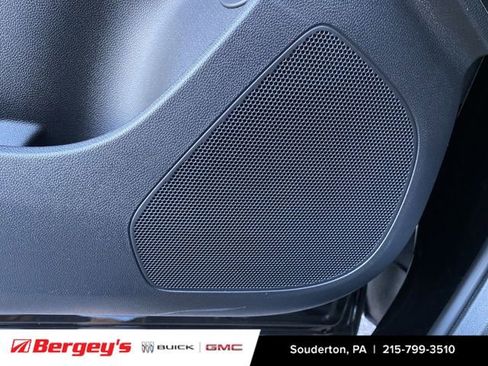 New 2026 Buick Envista Sport Touring w/ Convenience I Package FWD image 27