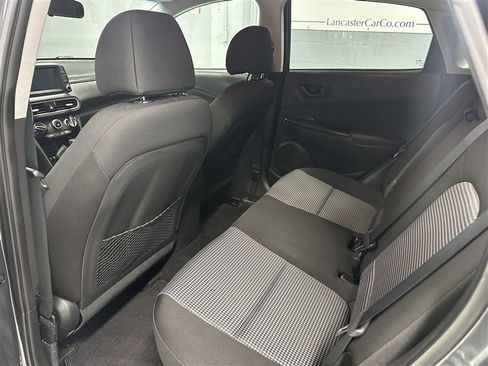 Used 2018 Hyundai Kona SEL image 3