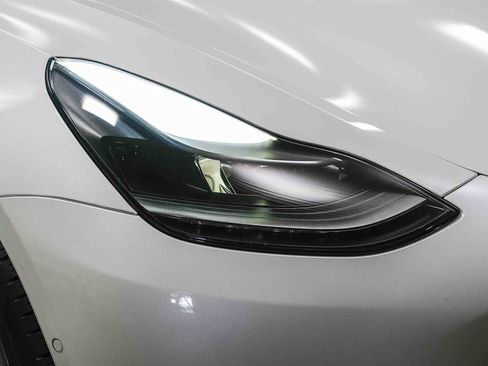 Used 2021 Tesla Model 3 Long Range AWD/4WD image 13