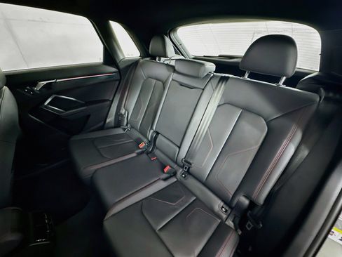 Used 2025 Audi Q3 2.0T Premium Plus w/ Premium Plus Package AWD/4WD image 23