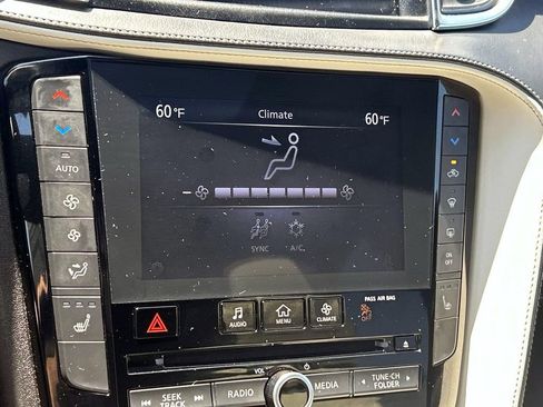 Used 2025 INFINITI QX55 Luxe w/ Cargo Package AWD/4WD image 31