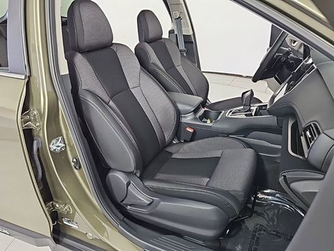 Certified 2025 Subaru Outback Premium image 19