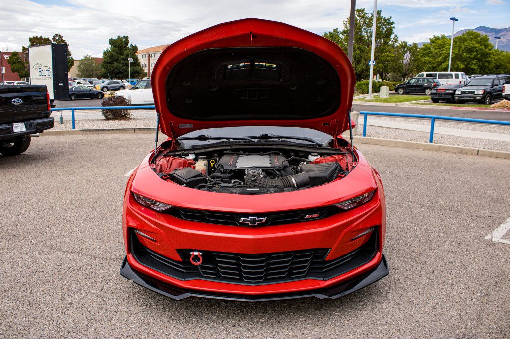 Used 2023 Chevrolet Camaro SS RWD image 26