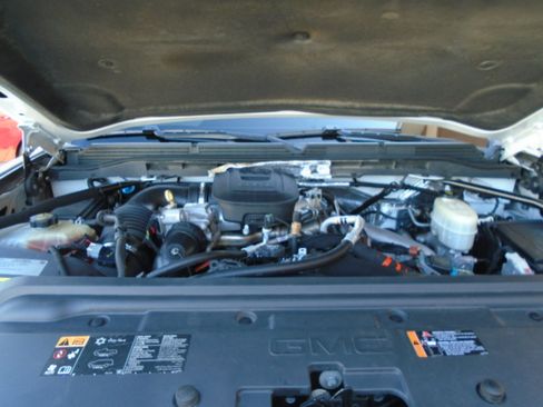 Used 2015 GMC Sierra 2500 SLT w/ Duramax Plus Package image 26