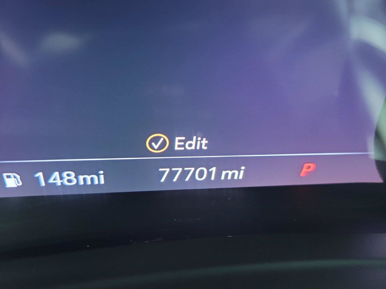 Used 2022 Buick Envision Essence w/ Technology Package I FWD image 28