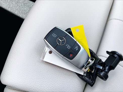 Used 2022 Mercedes-Benz GLA 250 image 13