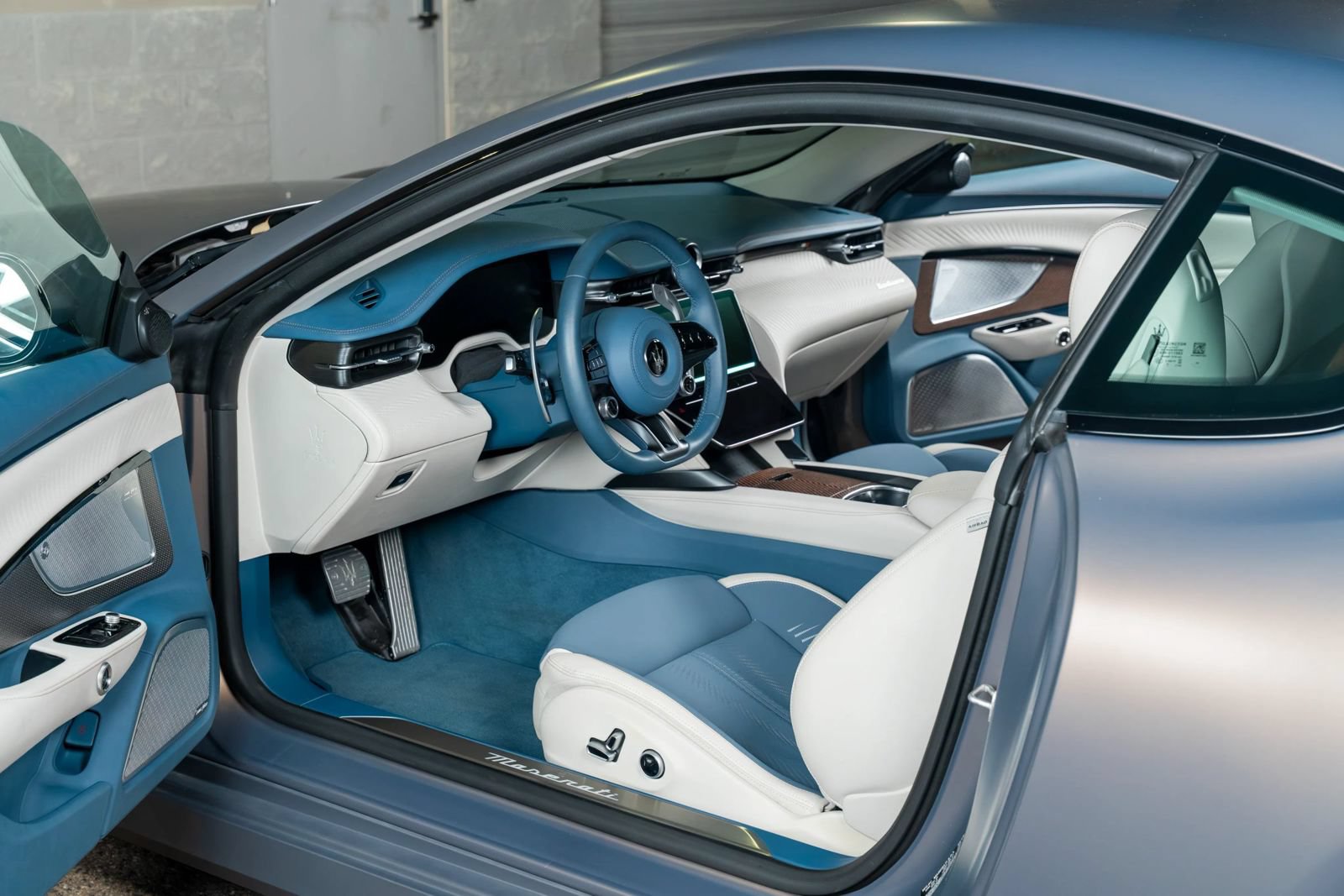 Used 2025 Maserati GranTurismo Folgore AWD/4WD image 12