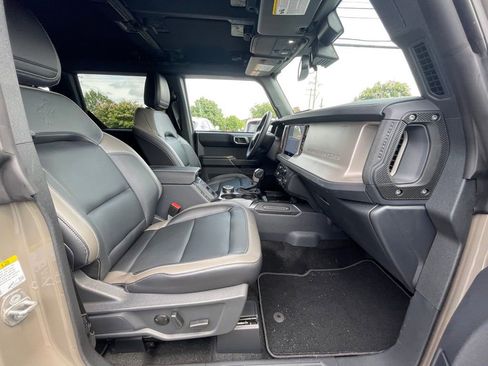 New 2025 Ford Bronco Outer Banks image 24