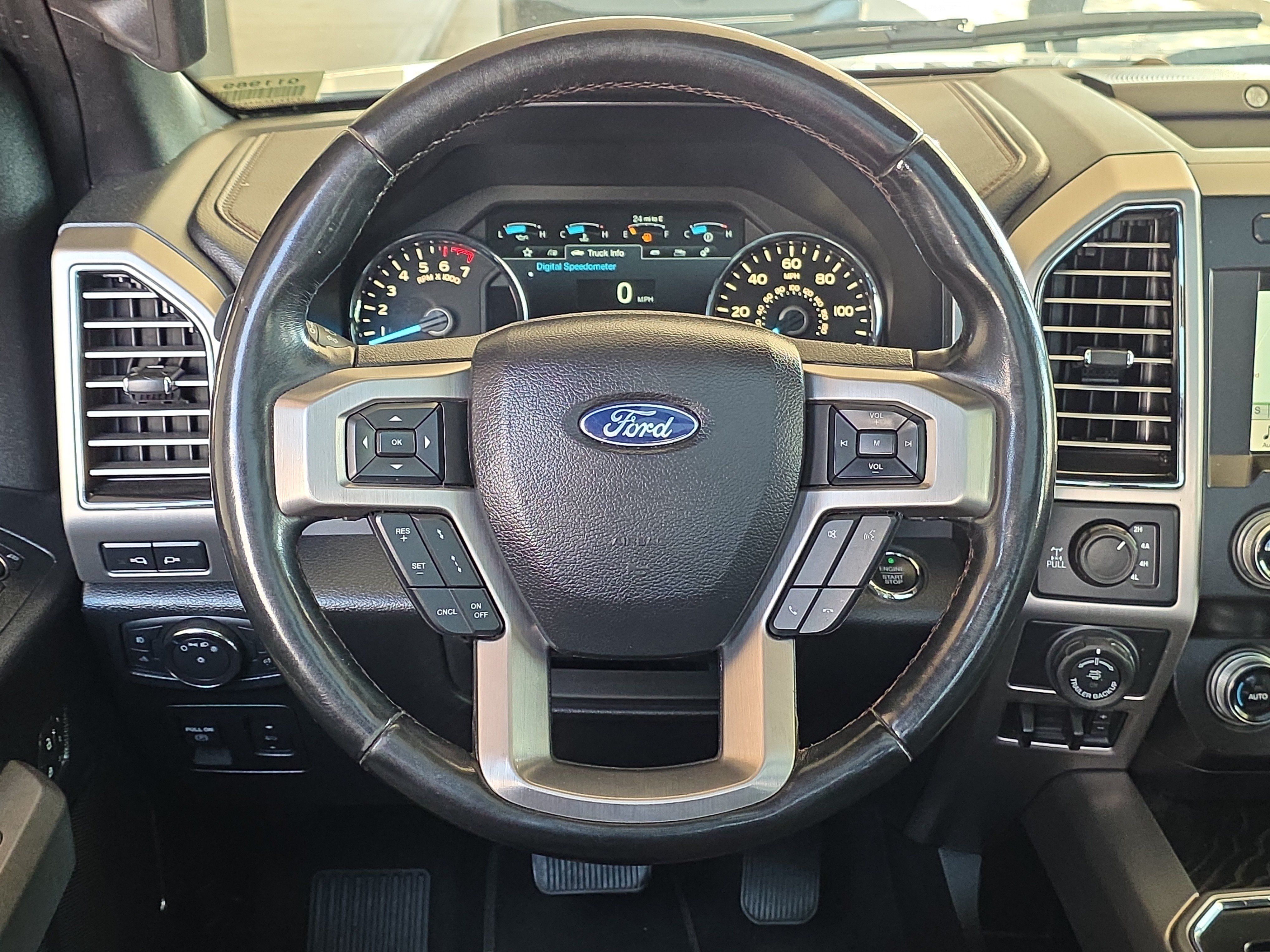 Used 2019 Ford F150 Platinum w/ Equipment Group 701A Luxury AWD/4WD image 14