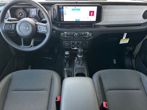 New 2026 Jeep Gladiator Sport image 10