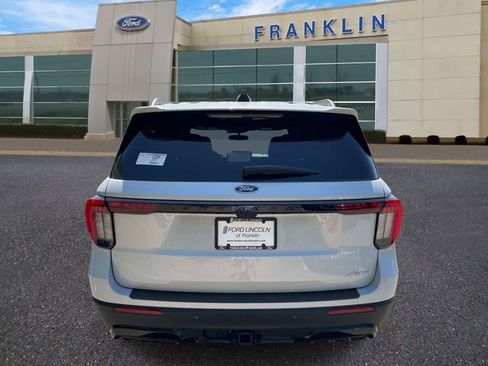 New 2026 Ford Explorer ST-Line AWD/4WD image 6