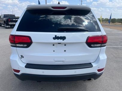 Used 2019 Jeep Grand Cherokee Laredo