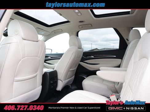Used 2024 Buick Enclave Avenir w/ Avenir Technology Package AWD/4WD image 43