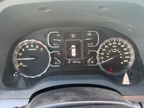 Used 2021 Toyota Tundra SR5 w/ SR5 Upgrade Package image 12