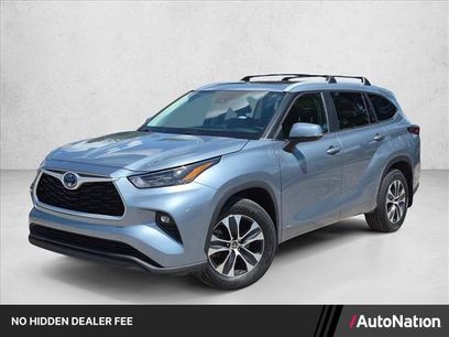 Used 2023 Toyota Highlander XLE