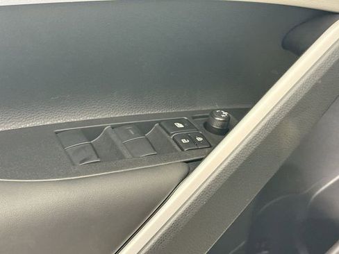 New 2026 Toyota Corolla Cross LE image 18