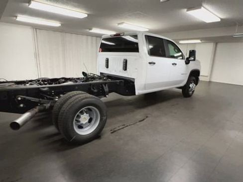 New 2026 Chevrolet Silverado 3500 W/T w/ WT Convenience Package image 8