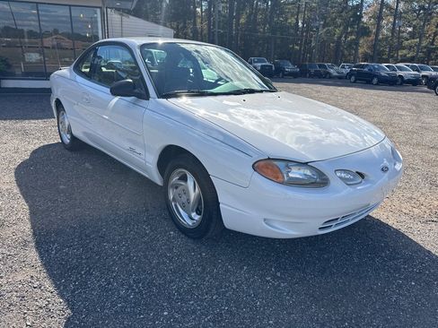 Used 2000 Ford Escort image 13