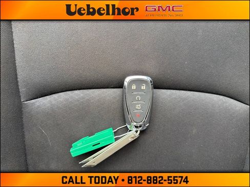 Used 2023 Chevrolet Malibu LT FWD image 31