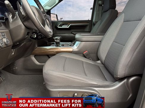 Used 2022 Chevrolet Silverado 1500 RST w/ Convenience Package II image 13