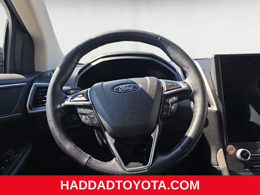 Used 2024 Ford Edge SEL AWD/4WD image 13