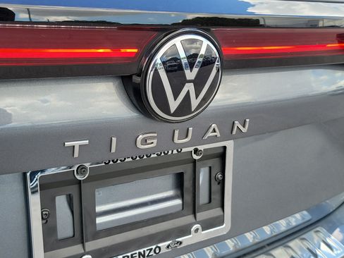 Used 2025 Volkswagen Tiguan S FWD image 10