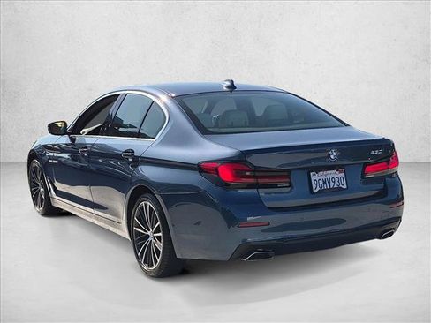 Used 2023 BMW 530i w/ Convenience Package RWD image 8
