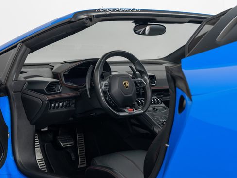 Used 2017 Lamborghini Huracan LP 580-2 RWD image 18