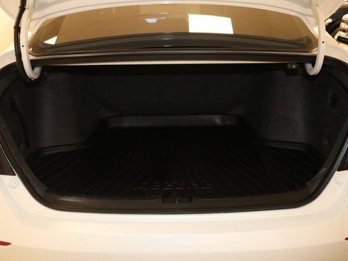 Used 2022 Honda Accord LX image 88