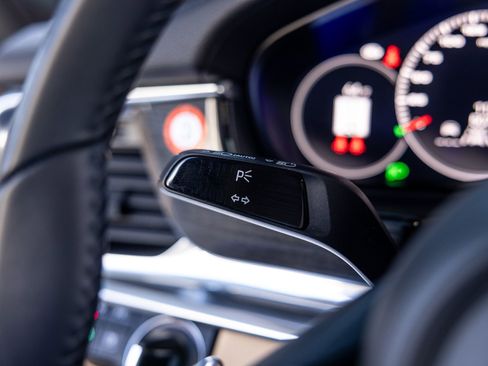 Certified 2023 Porsche Panamera Platinum Edition image 47