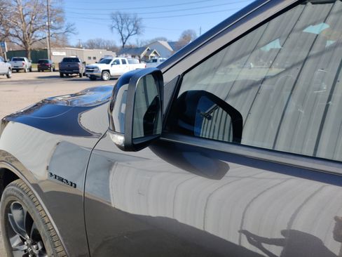 Used 2021 Dodge Durango R/T w/ Blacktop Package image 10