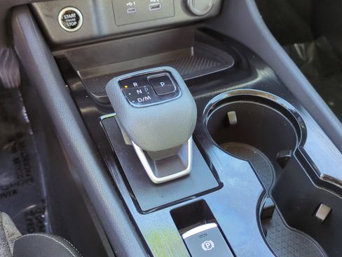 Used 2021 Nissan Rogue SV image 25