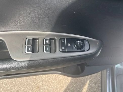 Used 2020 Kia Optima LX FWD image 16