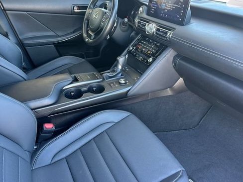Used 2022 Lexus IS 350 F Sport w/ Navigation Package RWD image 18