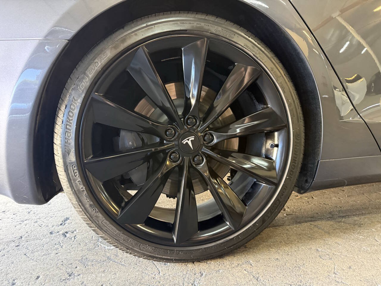 Used 2019 Tesla Model S Long Range AWD/4WD image 34
