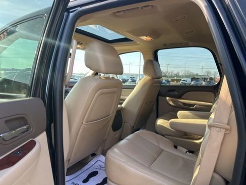 Used 2009 GMC Yukon SLT w/ Regional Value Package image 31