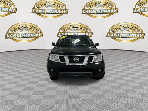 Used 2018 Nissan Frontier SV w/ Value Truck Package image 6