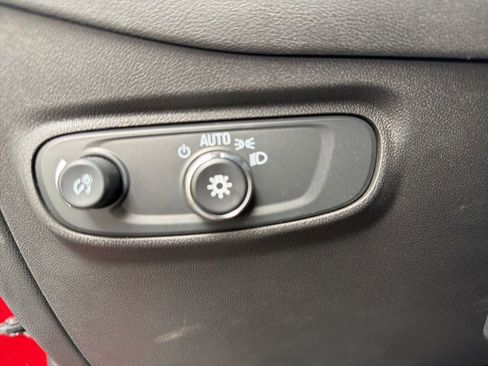 Used 2024 Chevrolet Equinox RS image 20