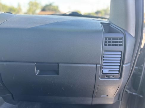 Used 2012 Nissan Titan SL w/ SL Technology Pkg image 20