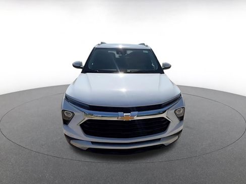 Used 2025 Chevrolet TrailBlazer LT FWD image 7