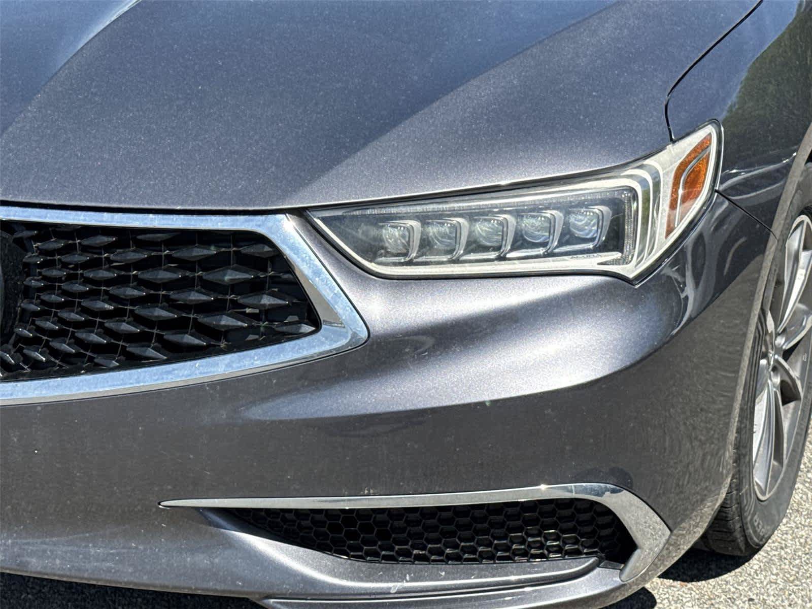 Used 2020 Acura TLX FWD image 9