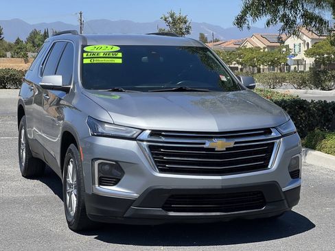 Used 2023 Chevrolet Traverse LT AWD/4WD image 14