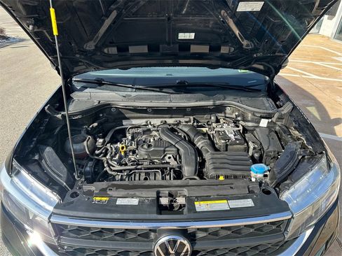 Used 2022 Volkswagen Taos S image 27