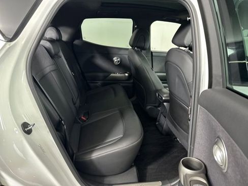 Used 2025 Genesis GV60 Advanced image 28