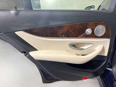Used 2019 Mercedes-Benz E 300 w/ Premium 1 Package image 26