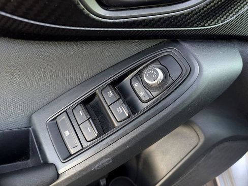 Used 2021 Subaru Crosstrek 2.0i Premium image 15